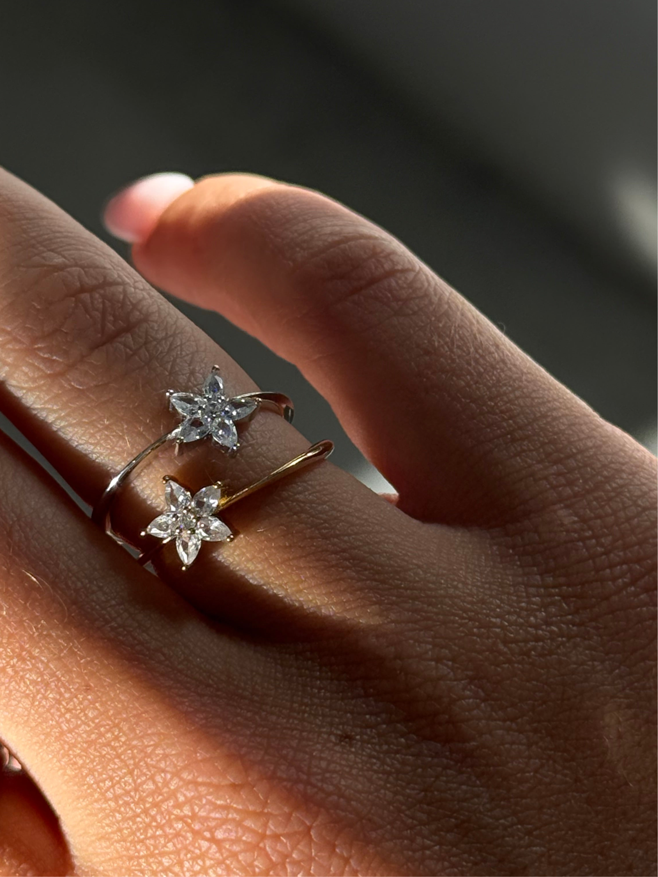 טבעת Alicia פרח