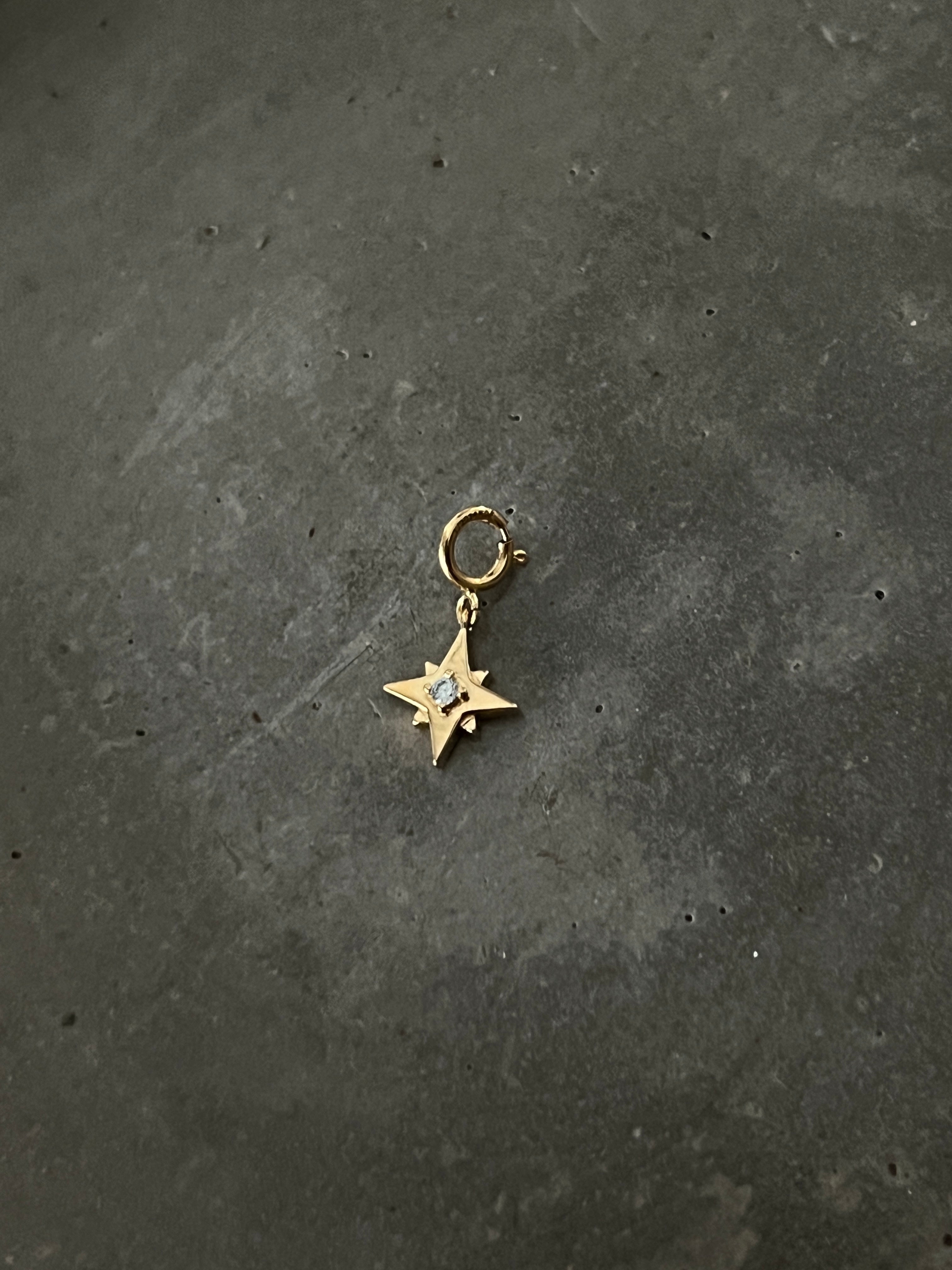צ'ארם Star Charm