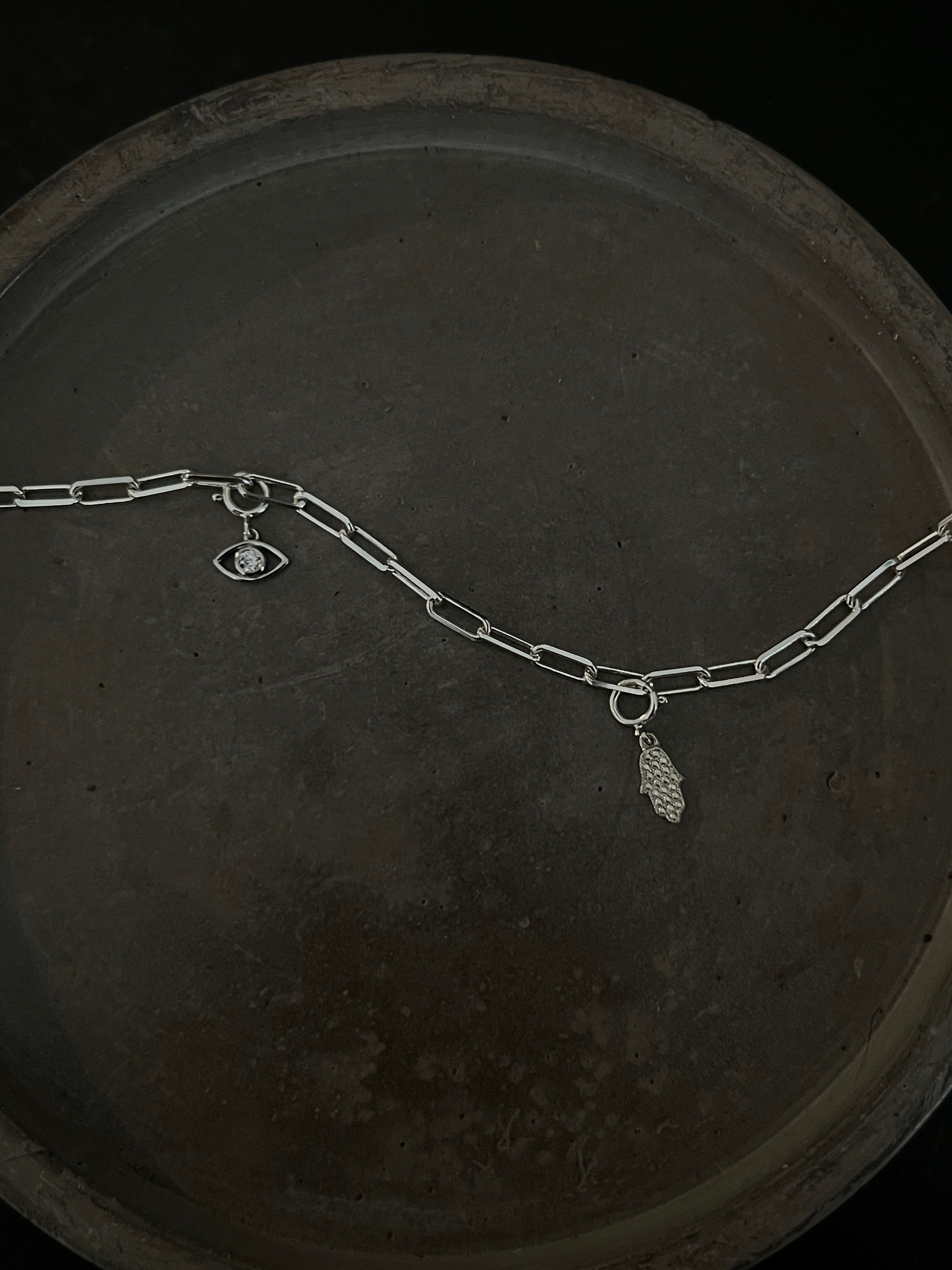תליון Eye Charm עין