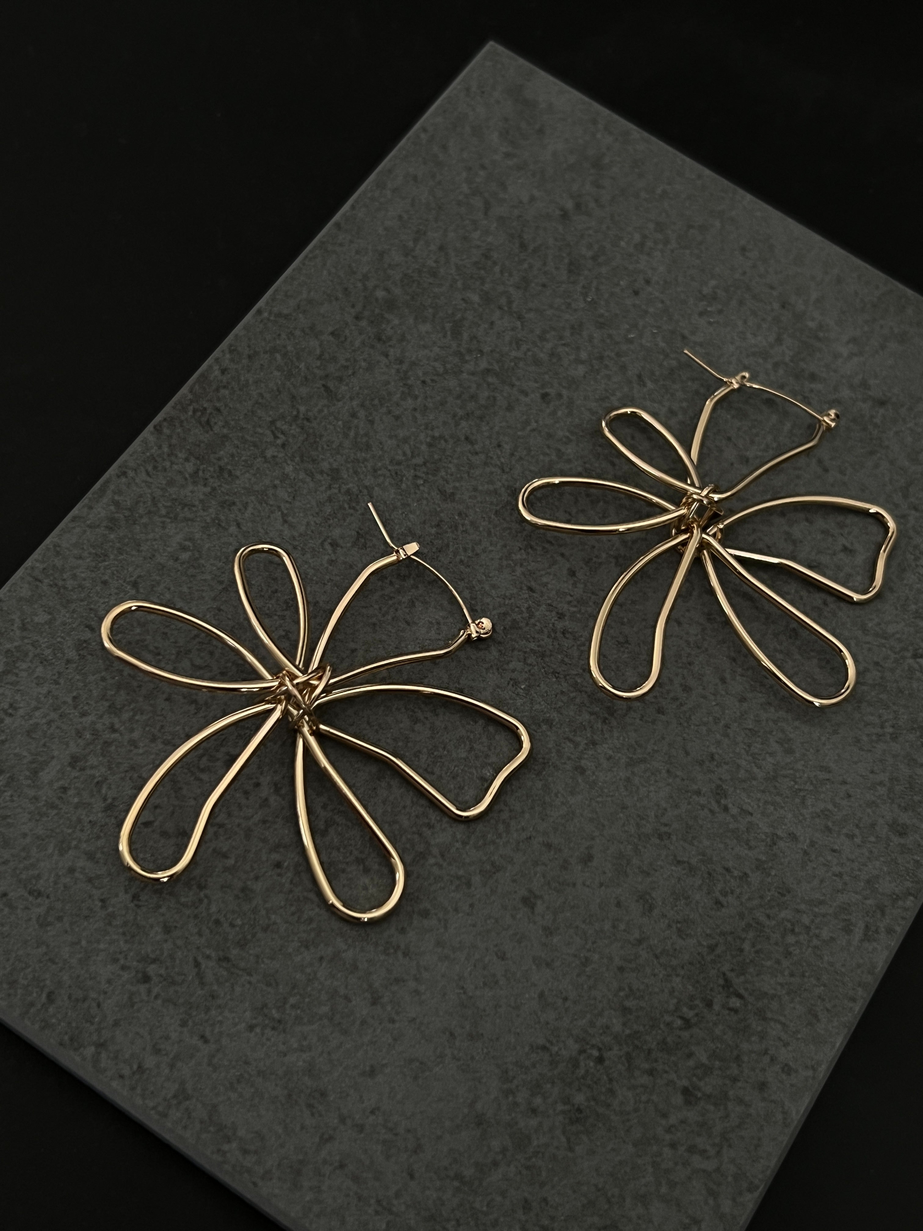 עגילי Flora זהב