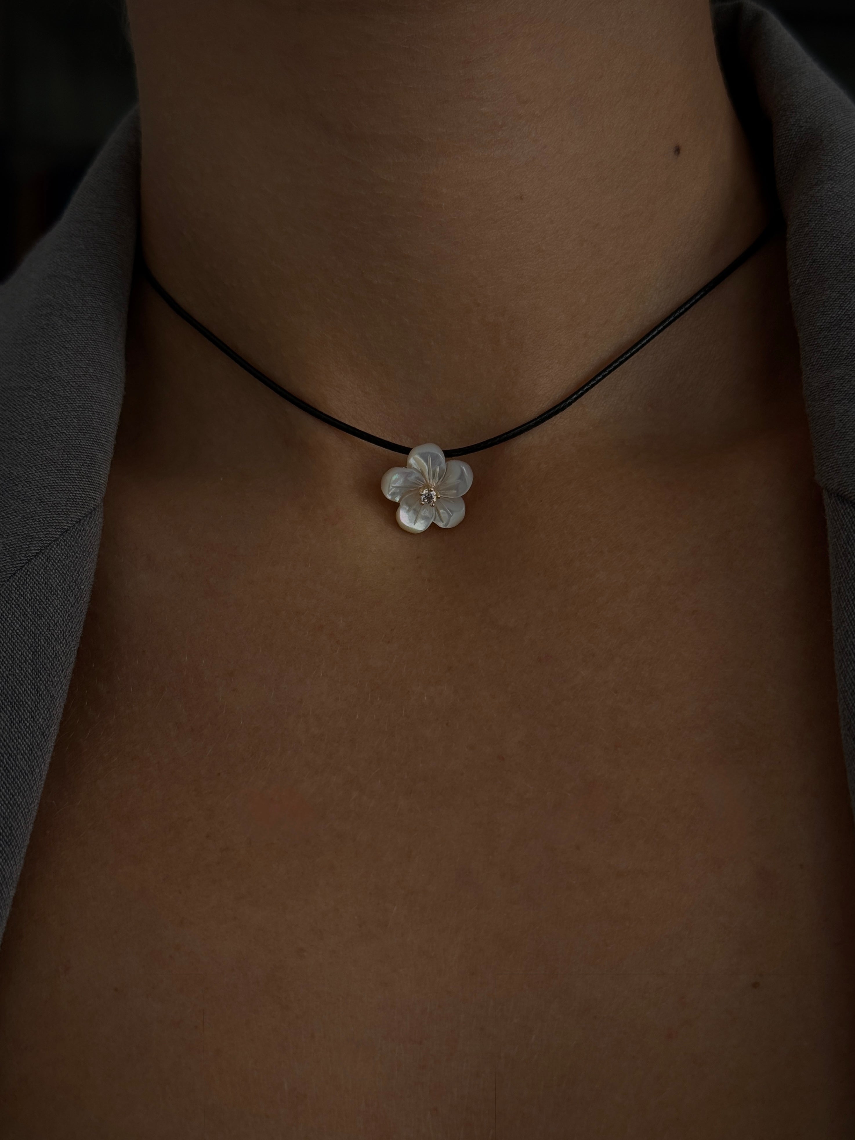 שרשרת Rosalie פרח