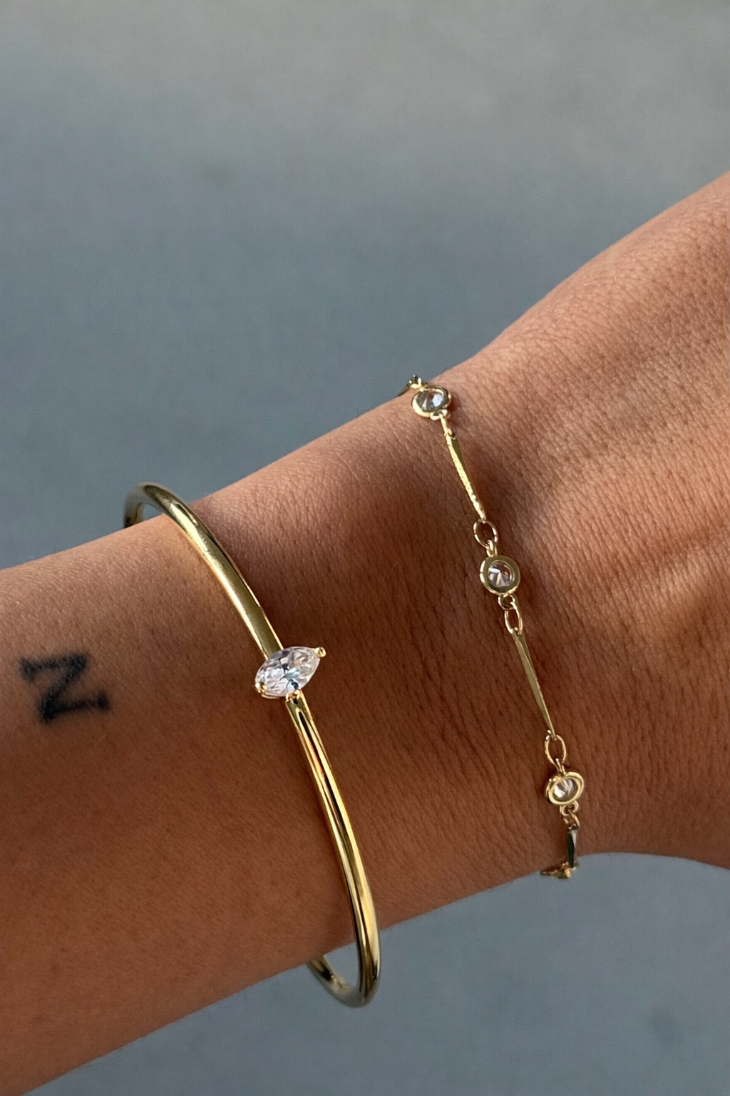 צמיד קשיח Mia