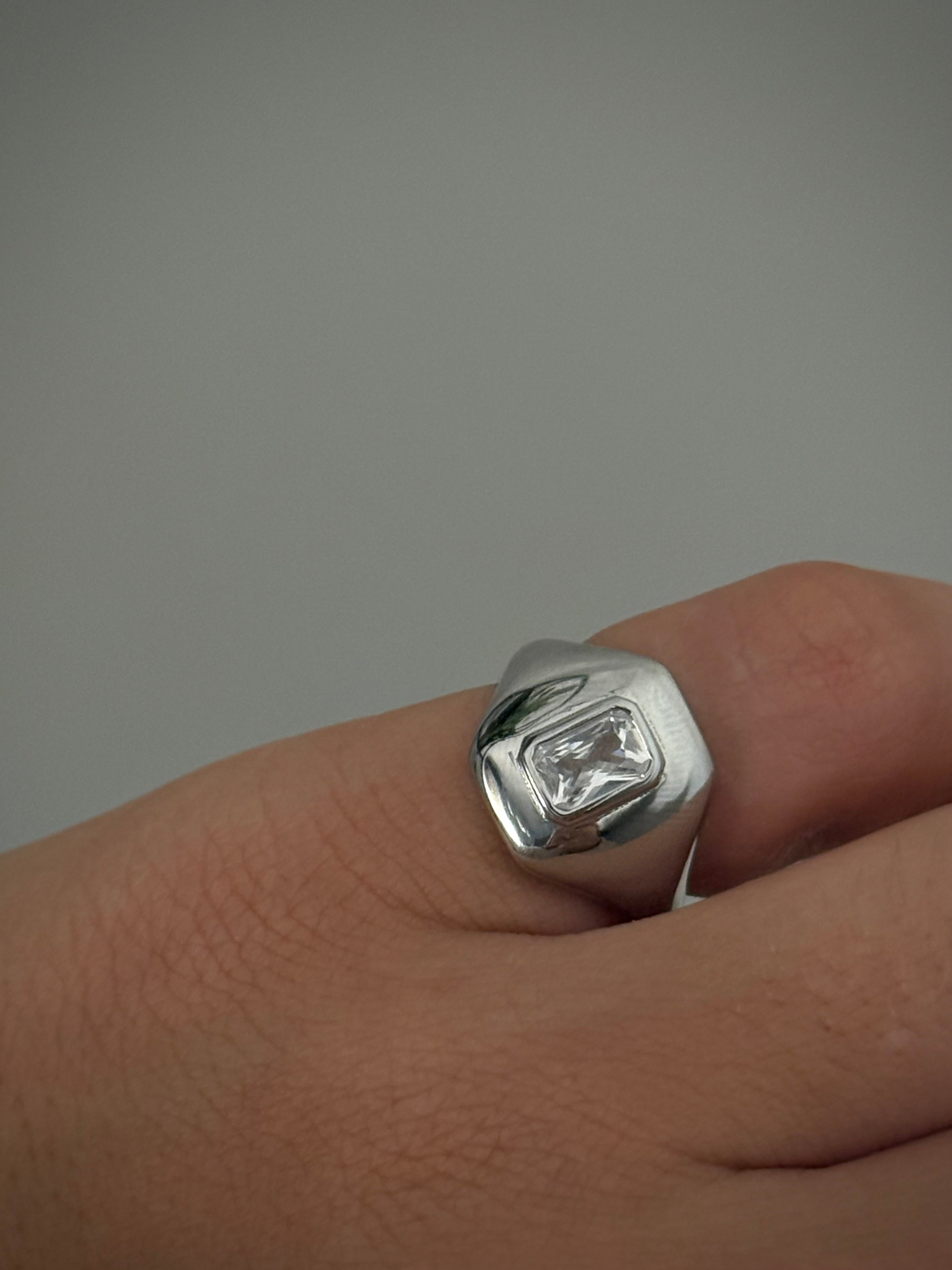 טבעת זרת Ruby