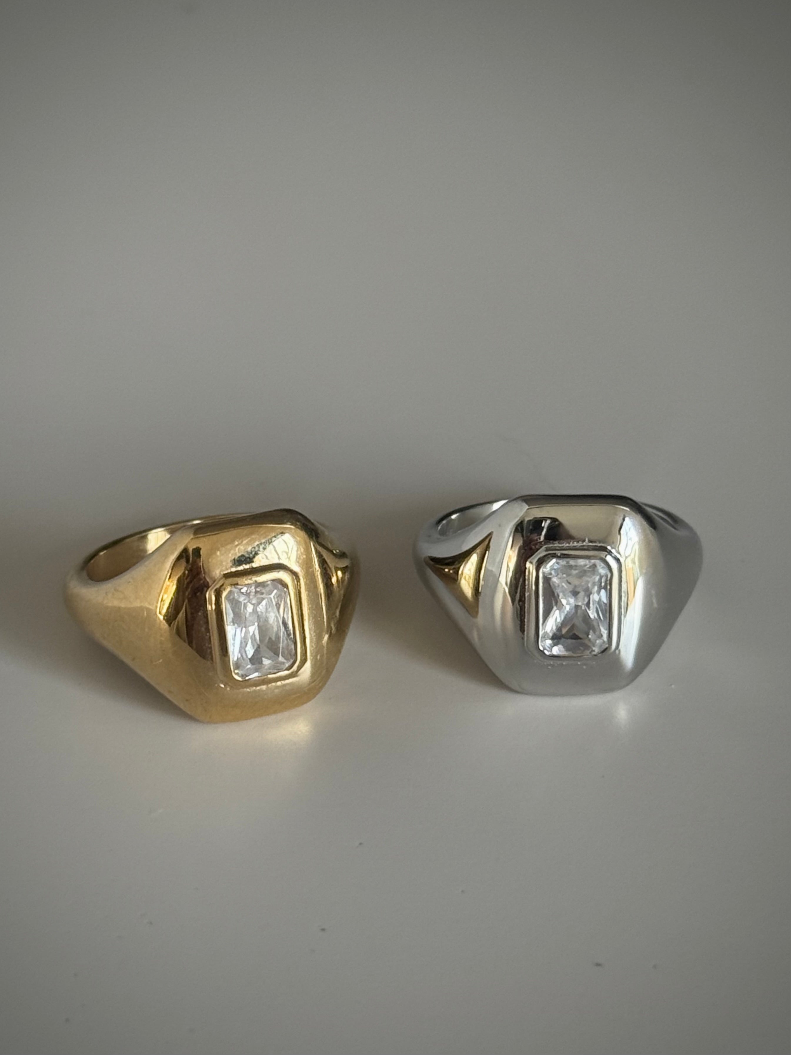 טבעת זרת Ruby